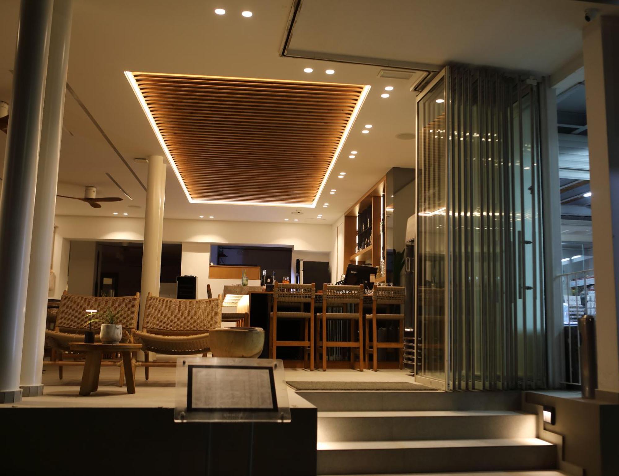 Ammos Suites Ретимно Экстерьер фото