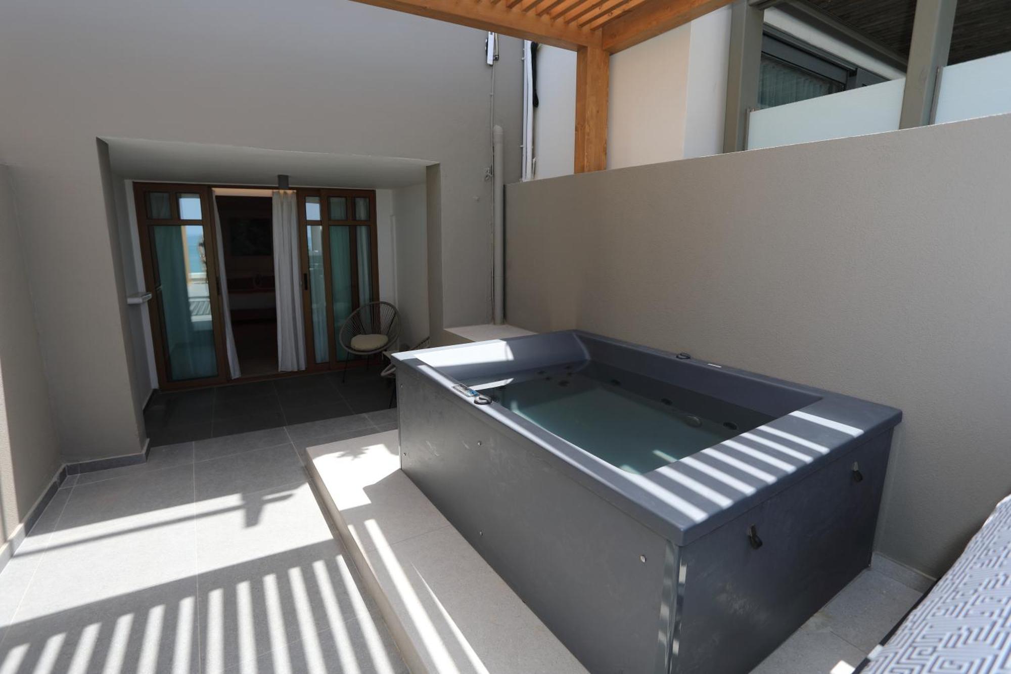 Ammos Suites Ретимно Экстерьер фото