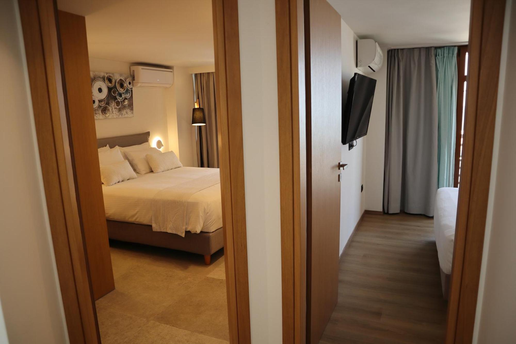 Ammos Suites Ретимно Экстерьер фото